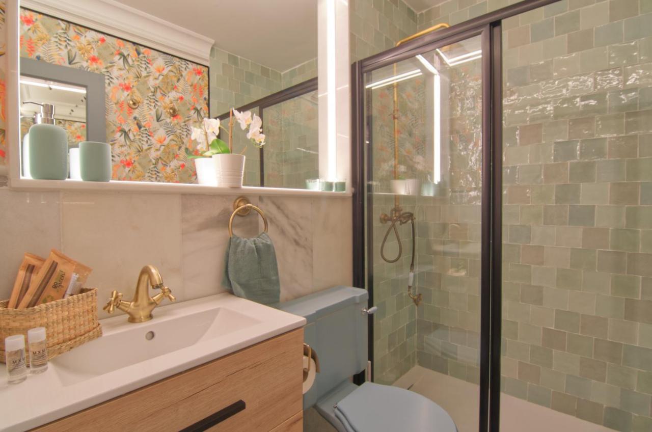 Mara's La Mar - Beachfront Tiny House - Bajondillo Apartament Torremolinos