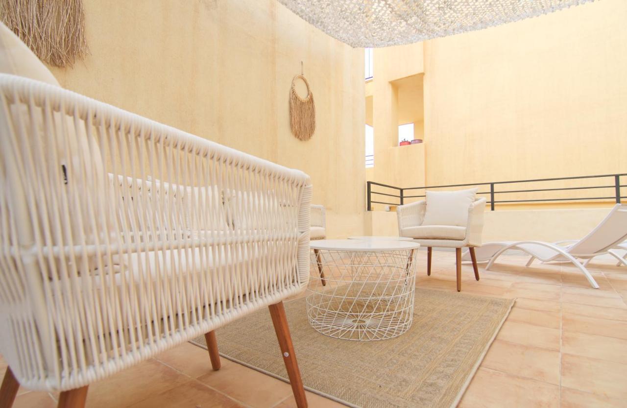 Mara's La Mar - Beachfront Tiny House - Bajondillo